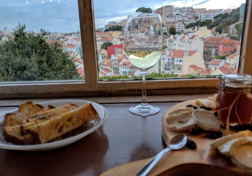 Discover the Best Cafes in Lisbon for a Delicious Food and Travel Experience